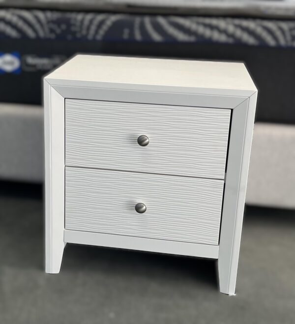Denkar_Evan Nightstand